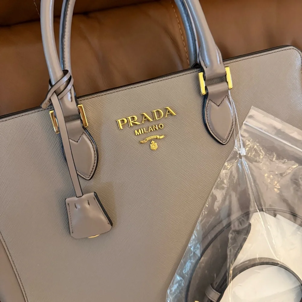 Prada Gray Leather Women's Bag - Picture 2 of 10